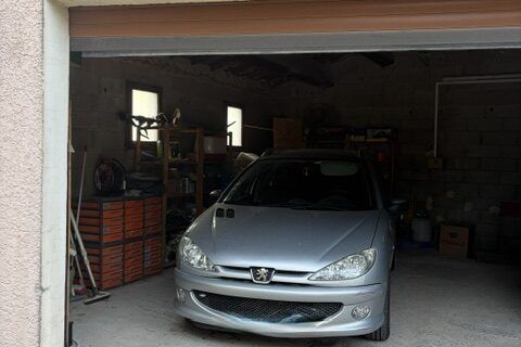 Parking sécurisé dans garage proche aéroport