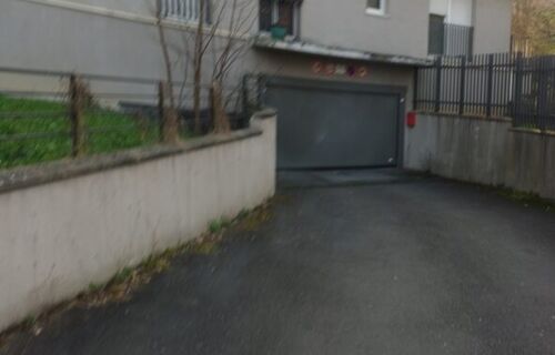 1 place de parking proche stade de France